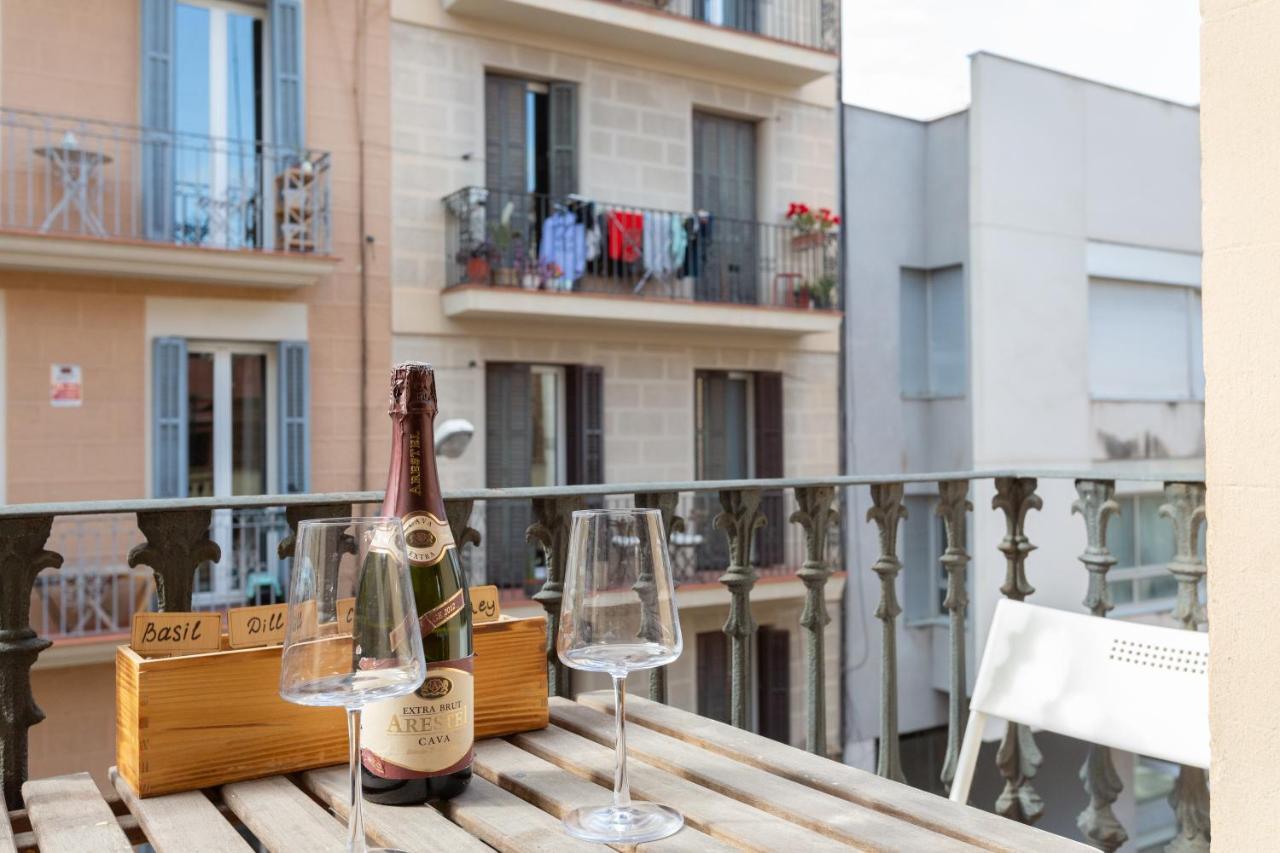 Aparteasy - Turo Park With Lovely Balcony 巴塞罗那 外观 照片