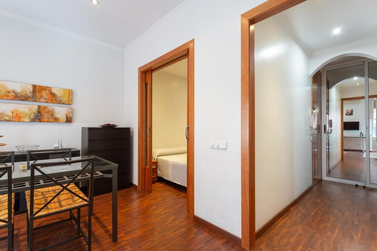 Aparteasy - Turo Park With Lovely Balcony 巴塞罗那 外观 照片