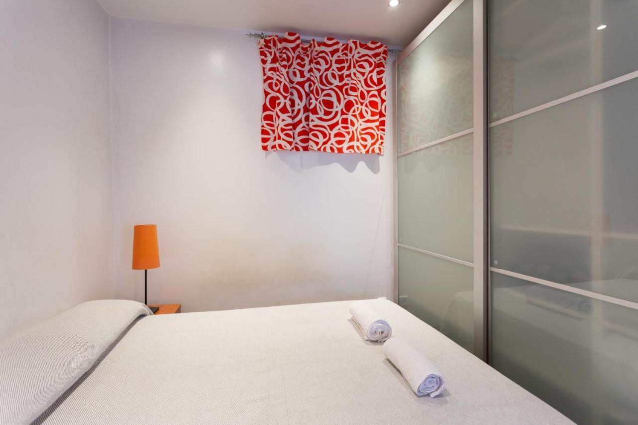 Aparteasy - Turo Park With Lovely Balcony 巴塞罗那 外观 照片